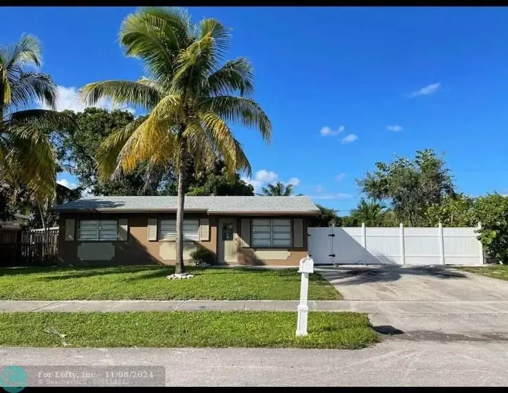 249 NE 40th St, Deerfield Beach, FL 33064