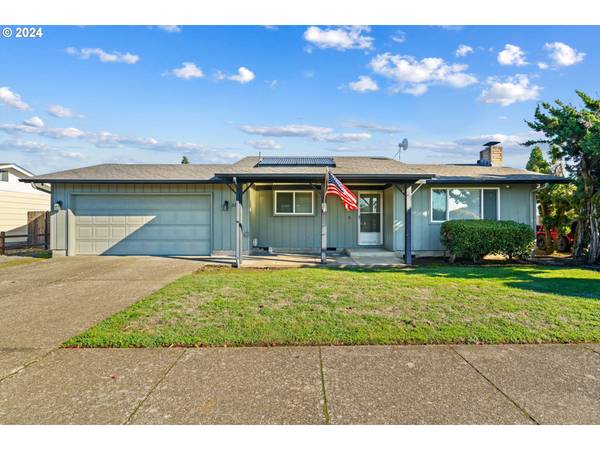 2233 9TH ST, Springfield, OR 97477