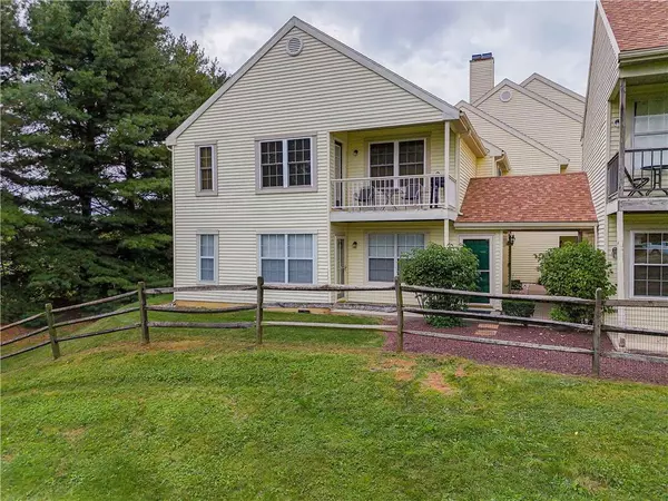 7359 Sauerkraut Lane #E, Lower Macungie Twp, PA 18062