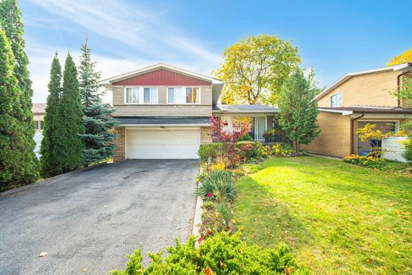 15 Hamptonbrook DR, Toronto W09, ON M9P 1A2