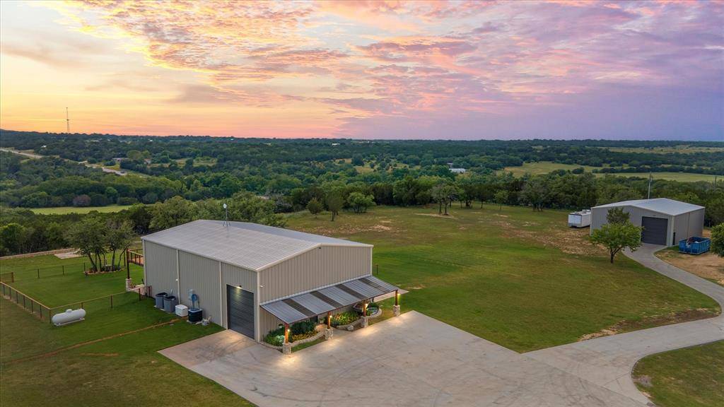 1125 County Rd 2010, Glen Rose, TX 76043