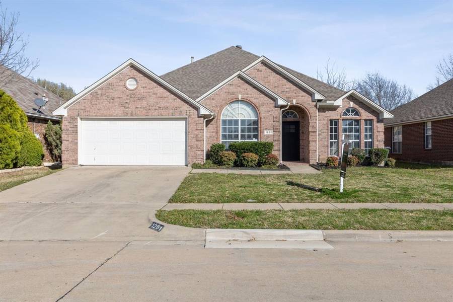 1201 Pegasus Drive, Arlington, TX 76013