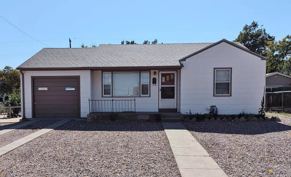 2910 Royal Ave, Pueblo, CO 81005