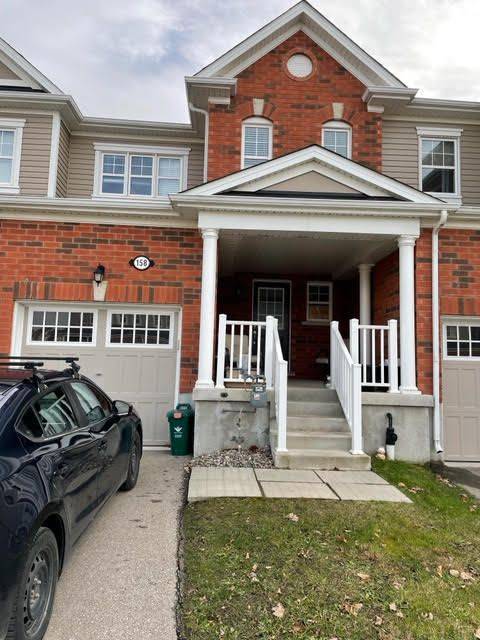 Kitchener, ON N2R 0J4,158 West Oak TRL