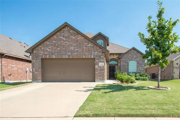 4628 Sleepy Meadows Drive, Fort Worth, TX 76244