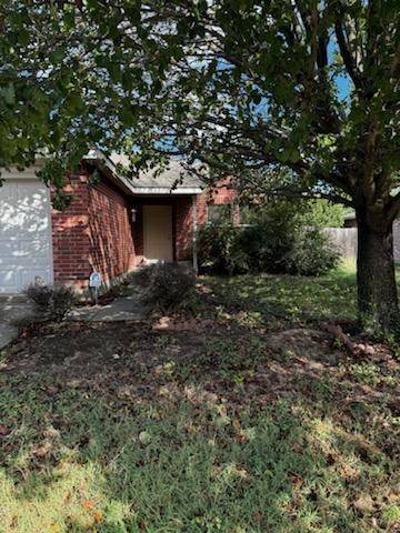 Arlington, TX 76116,807 Encino Drive