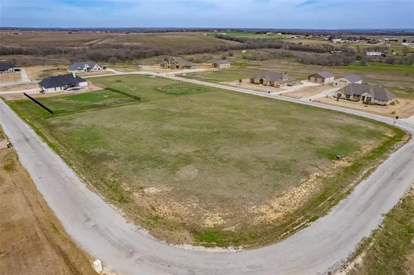 9697 Whispering Creek Terrace, Grandview, TX 76050