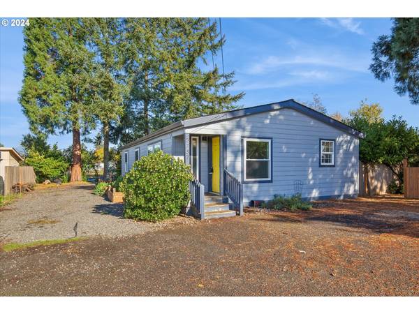 5737 SE Ogden ST, Portland, OR 97206