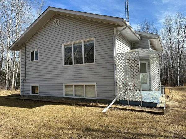 64 Tawatinaw DR, Athabasca, AB T9S2A2