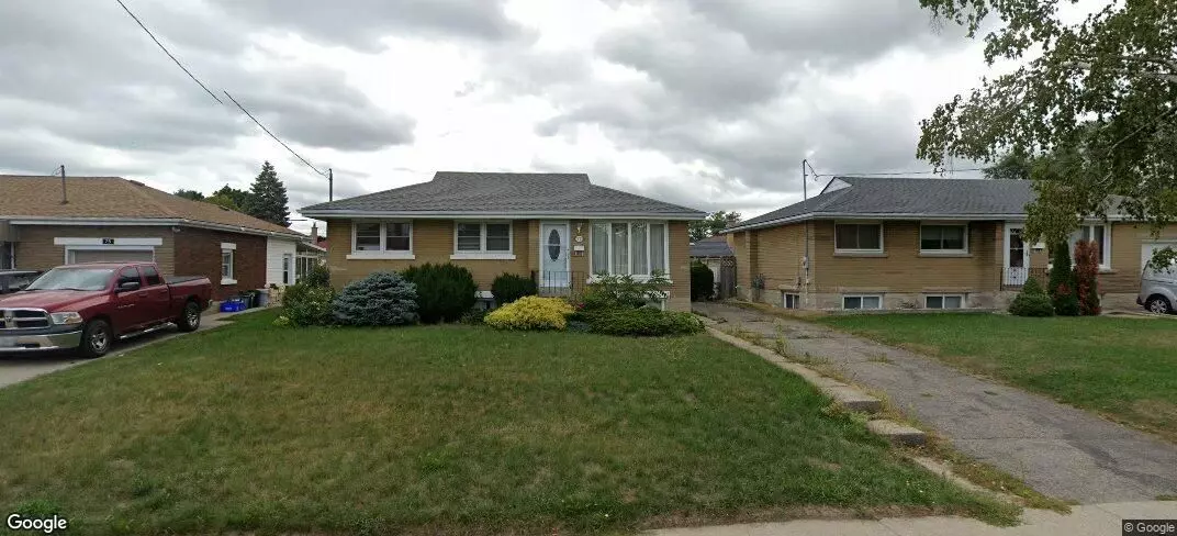 77 Dudhope AVE, Cambridge, ON N1R 4T6