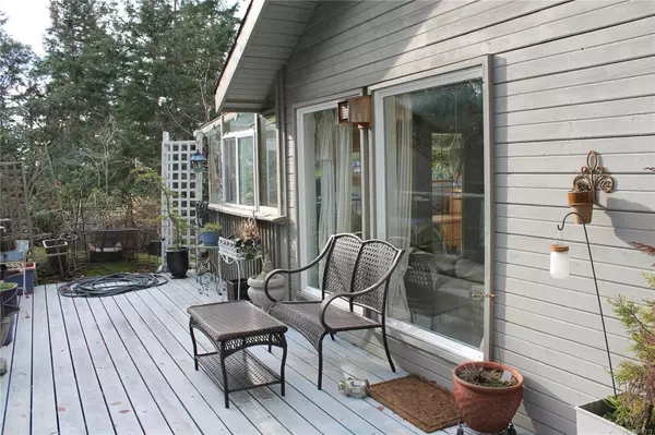 Pender Island, BC V0N 2M2,4881 Pirates Rd