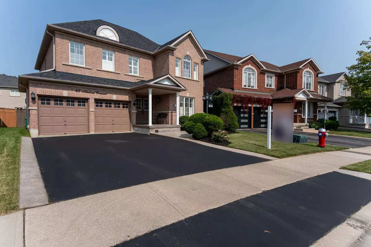 Brampton, ON L7A 3H2,48 Amboise CRES