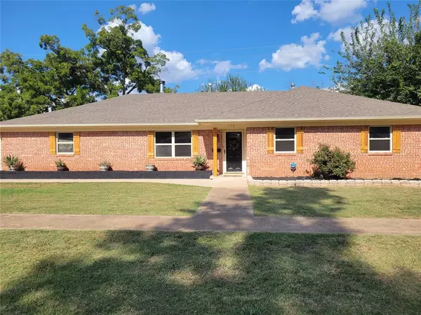 728 N Pine Street, Pauls Valley, OK 73075