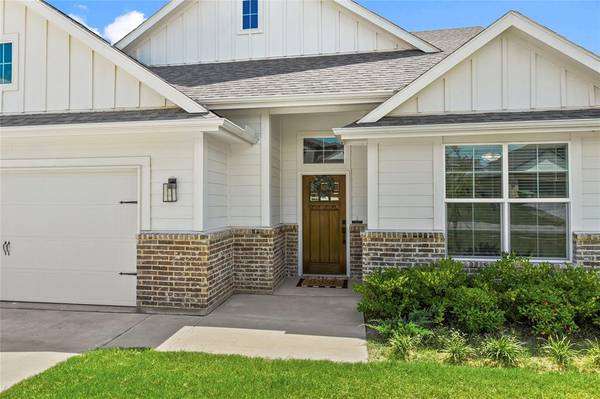 Springtown, TX 76082,801 Feather Edge Drive