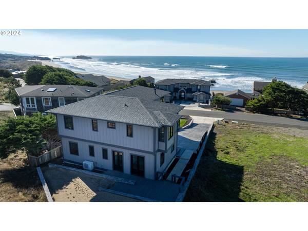 Bandon, OR 97411,2485 BEACH LOOP DR