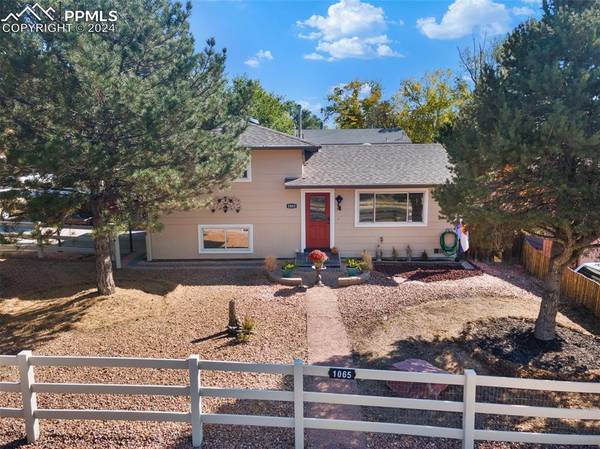 1065 N 19th ST, Colorado Springs, CO 80904