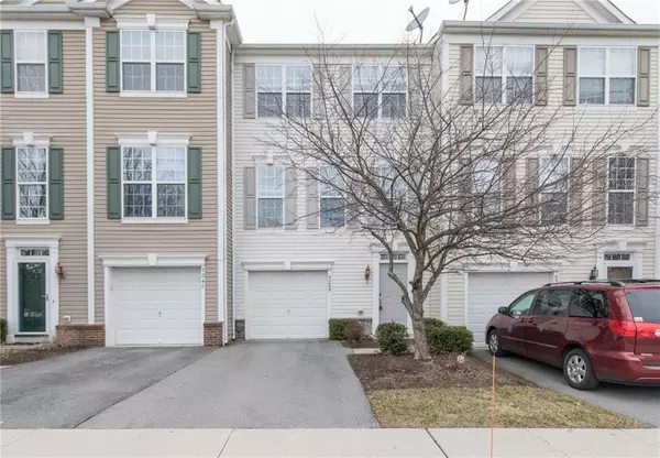 5245 Chandler Way, South Whitehall Twp, PA 18069