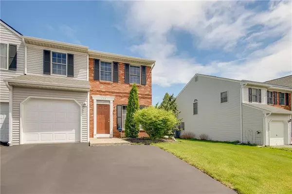 153 Village Walk Drive, Macungie Borough, PA 18062