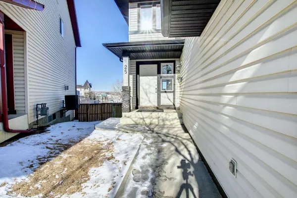 Calgary, AB T3K 5L7,25 panamount CRES Northwest