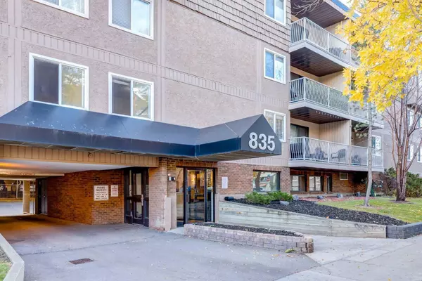 Calgary, AB T2T0H6,835 19 AVE SW #104