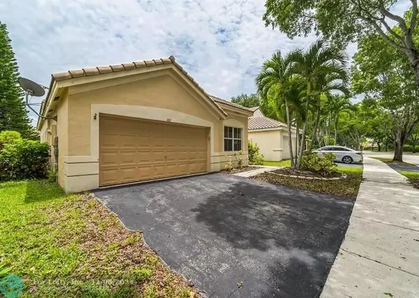 Weston, FL 33331,4107 Sabal Ridge Cir