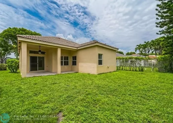 Weston, FL 33331,4107 Sabal Ridge Cir