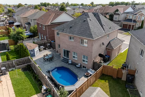 Brampton, ON L7A 3H2,48 Amboise CRES