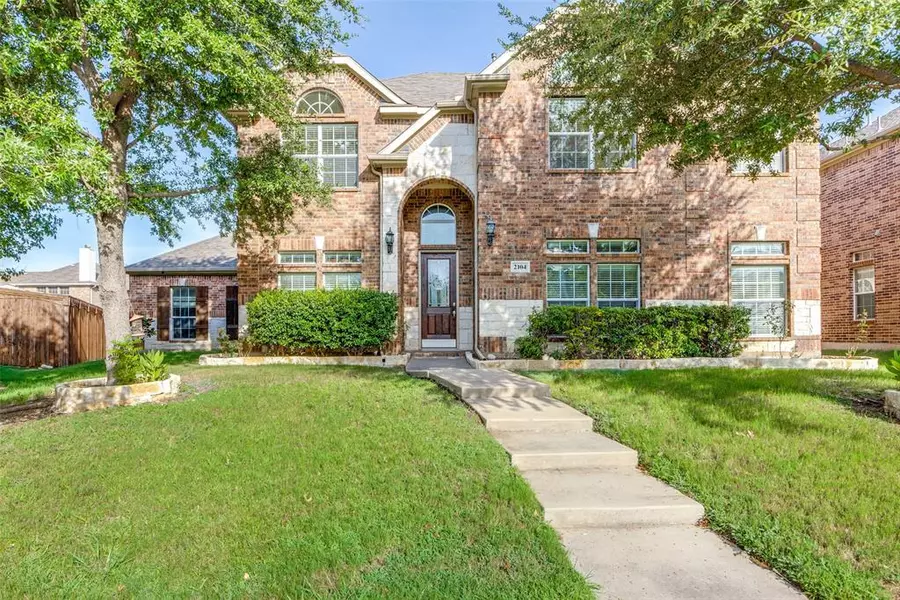 2104 Hunt Club Trail, Frisco, TX 75033