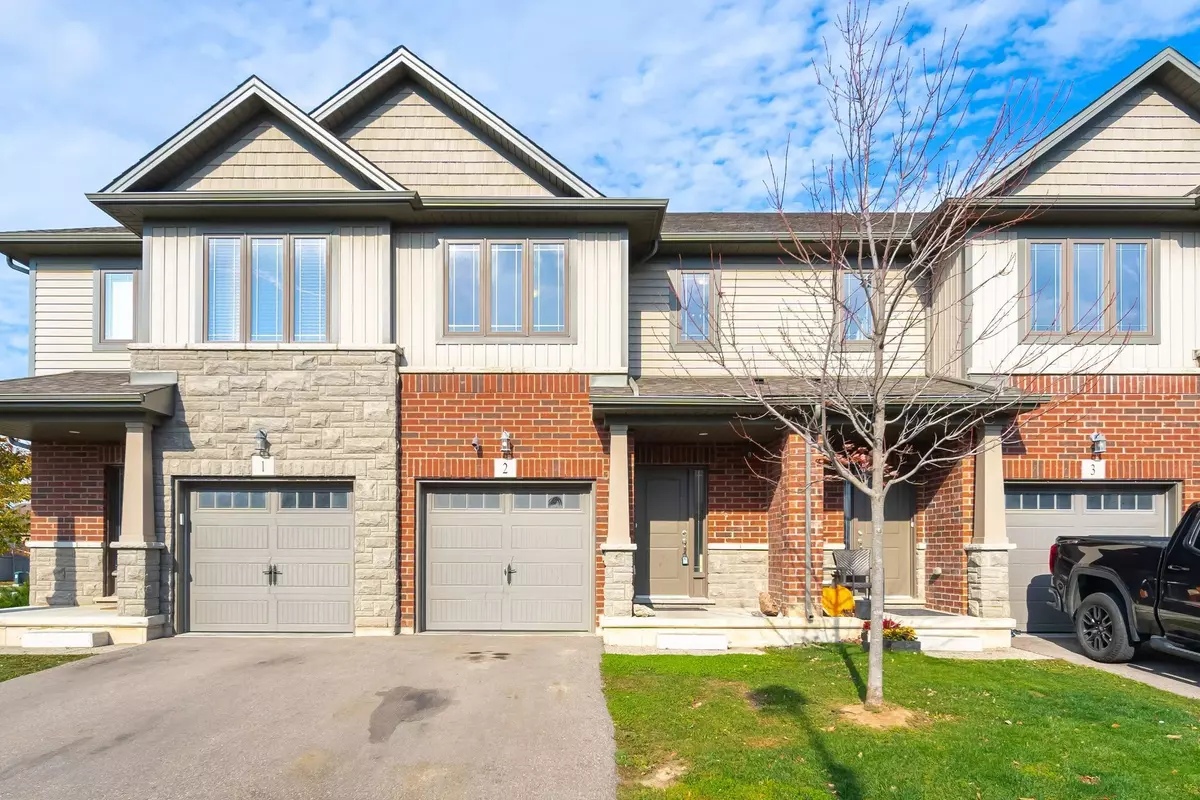 Brantford, ON N3T 0R6,77 Diana AVE #2