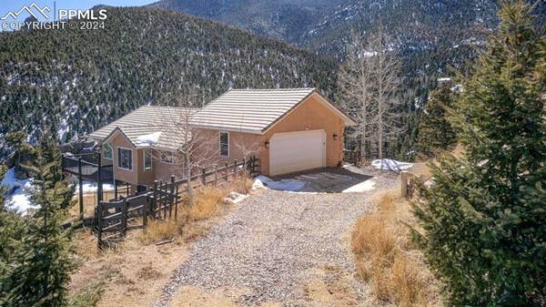 320 Earthsong WAY,  Manitou Springs,  CO 80829