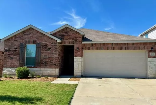 2428 Simmental Road, Fort Worth, TX 76131