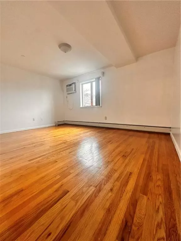 Brooklyn, NY 11228,76 Battery AVE #3B