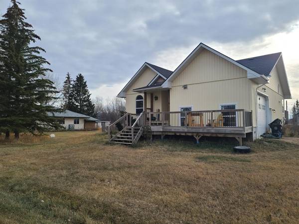 79 MacMillan AVE, Mclennan, AB T0H 2L0