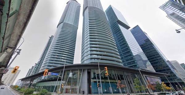 14 York ST #3704, Toronto C01, ON M5J 0B1