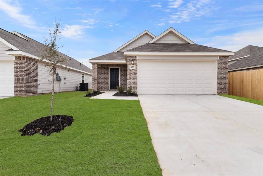 435 Woodhouse Way, Everman, TX 76140