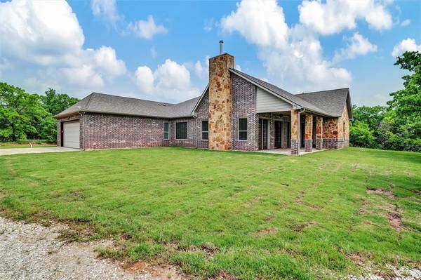 Bowie, TX 76230,1108 Bluffs Avenue