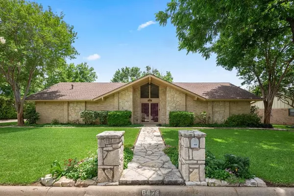 6428 Suncrest Court,  North Richland Hills,  TX 76180