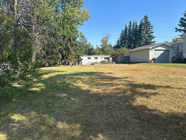 Three Hills, AB T0M 2A0,410 5 ST Southeast