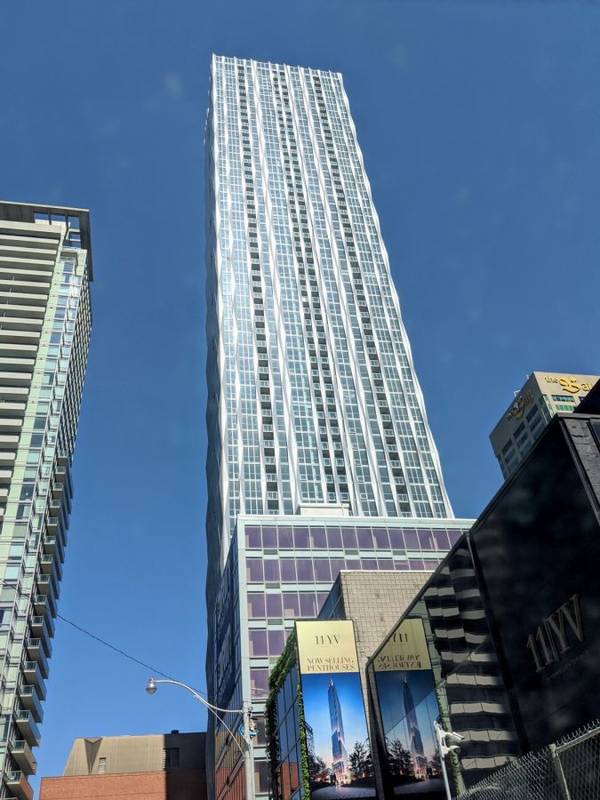 1 Yorkville AVE #1908, Toronto C02, ON M4W 1L1