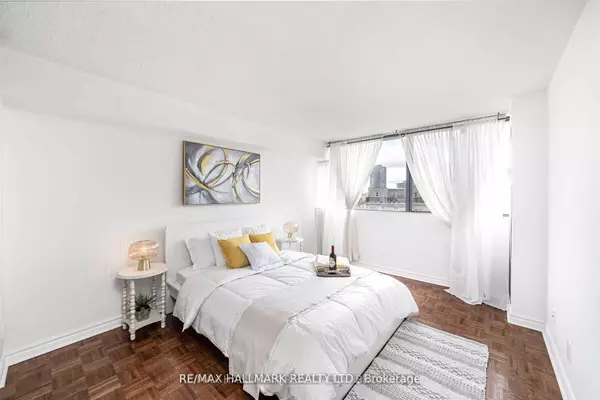 Toronto C07, ON M2R 3T2,133 Torresdale AVE #501