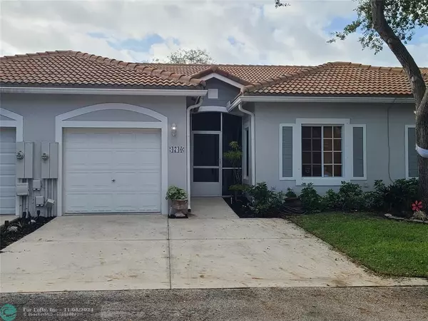 4740 SW 12th Pl, Deerfield Beach, FL 33442