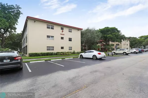 13350 SW 1st St  #110P, Pembroke Pines, FL 33027