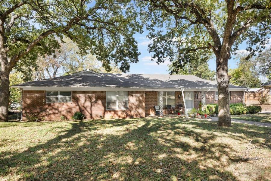 5311 Purington Avenue, Fort Worth, TX 76112