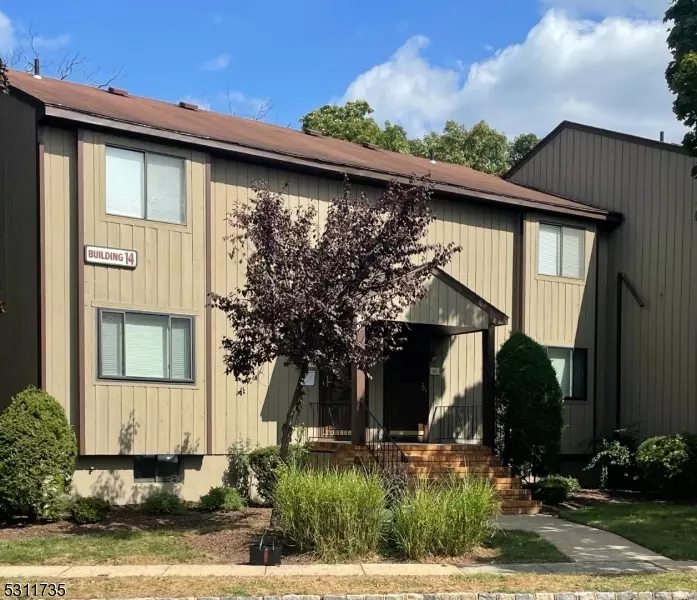 38 Park St 14-G #G, Florham Park Boro, NJ 07932