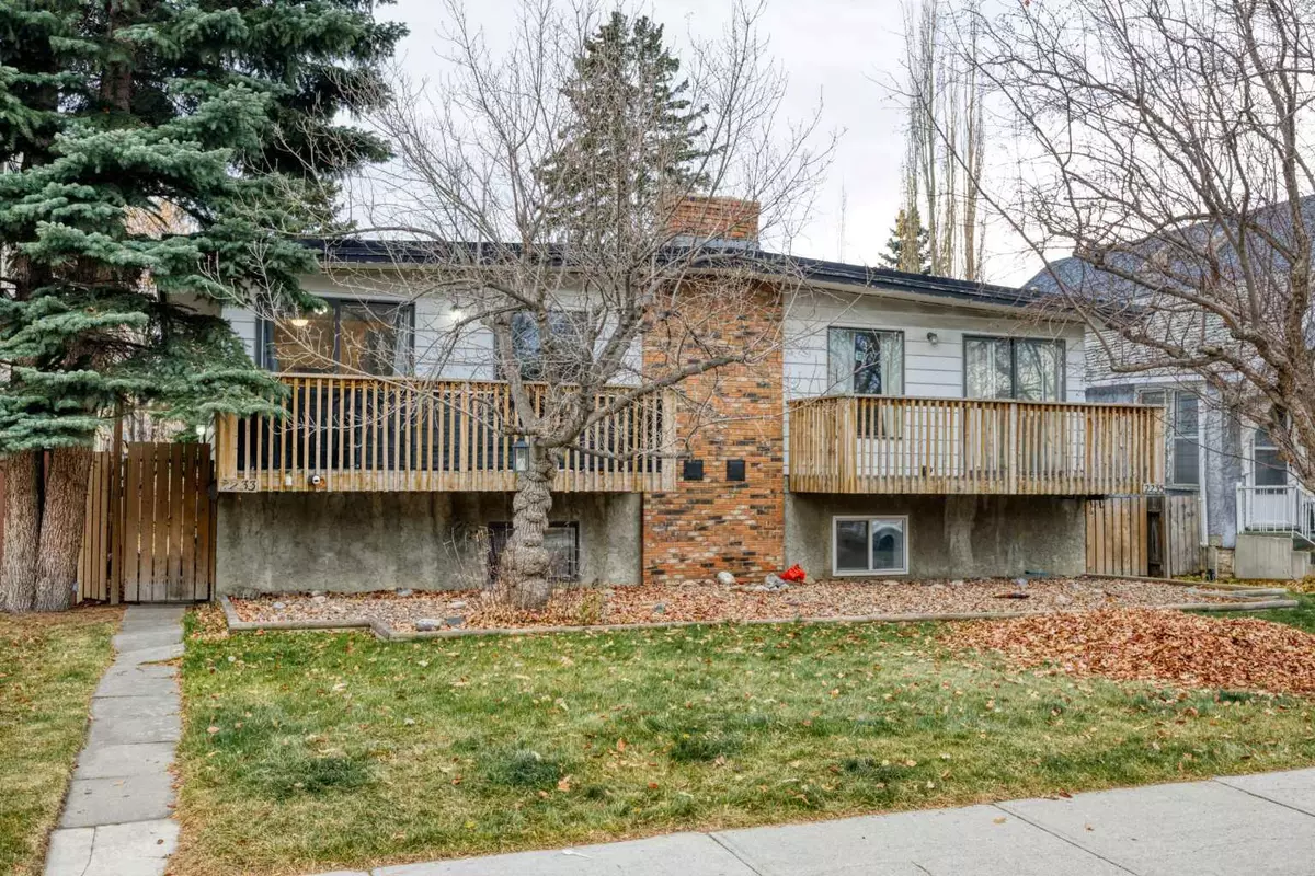 Calgary, AB T3C 3X7,2233 3 AVE Northwest