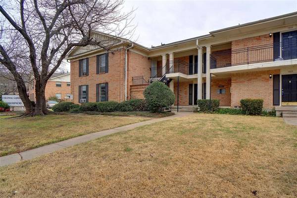 5063 Ridglea Lane #1001,  Fort Worth,  TX 76116