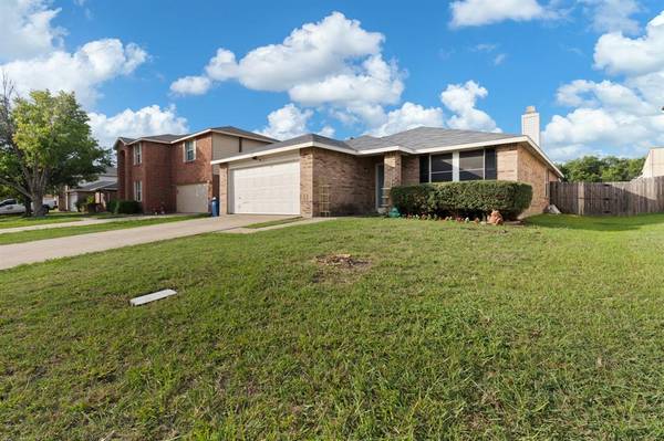 Burleson, TX 76028,1317 Anna Lea Lane