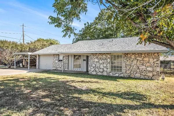 Granbury, TX 76048,503 Raupe Lane