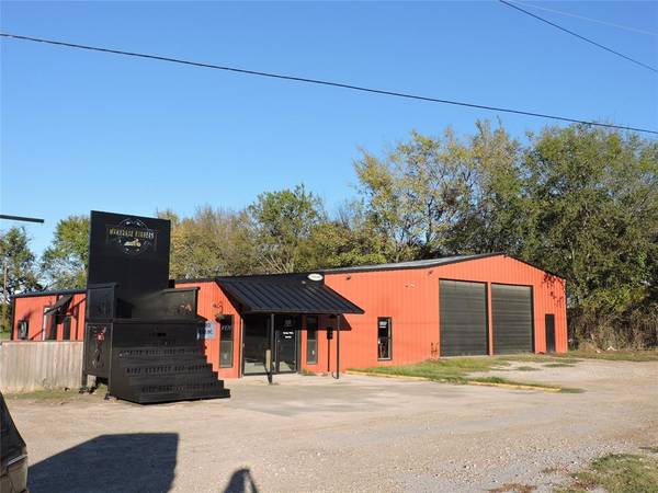 Mabank, TX 75147,920 W Mason Street