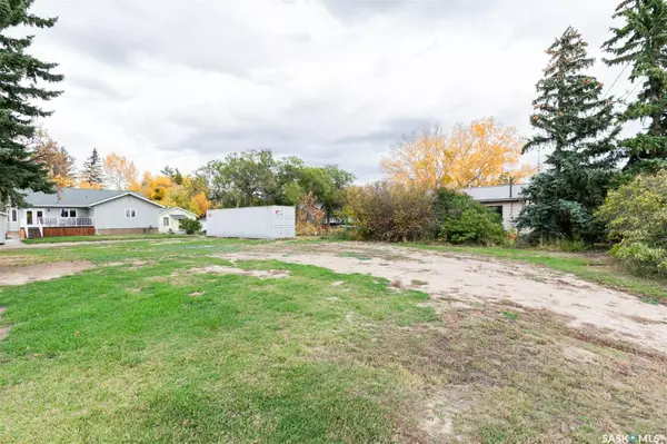 Luseland, SK S0L 2A0,707 Pacific AVENUE